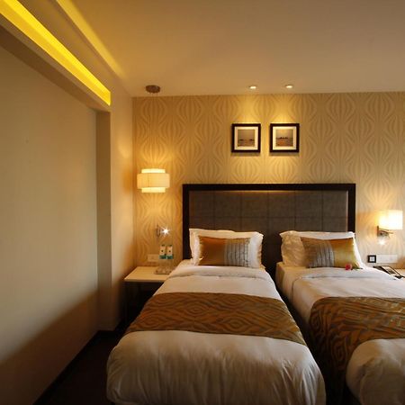 מומביי The Sahil Hotel חדר תמונה