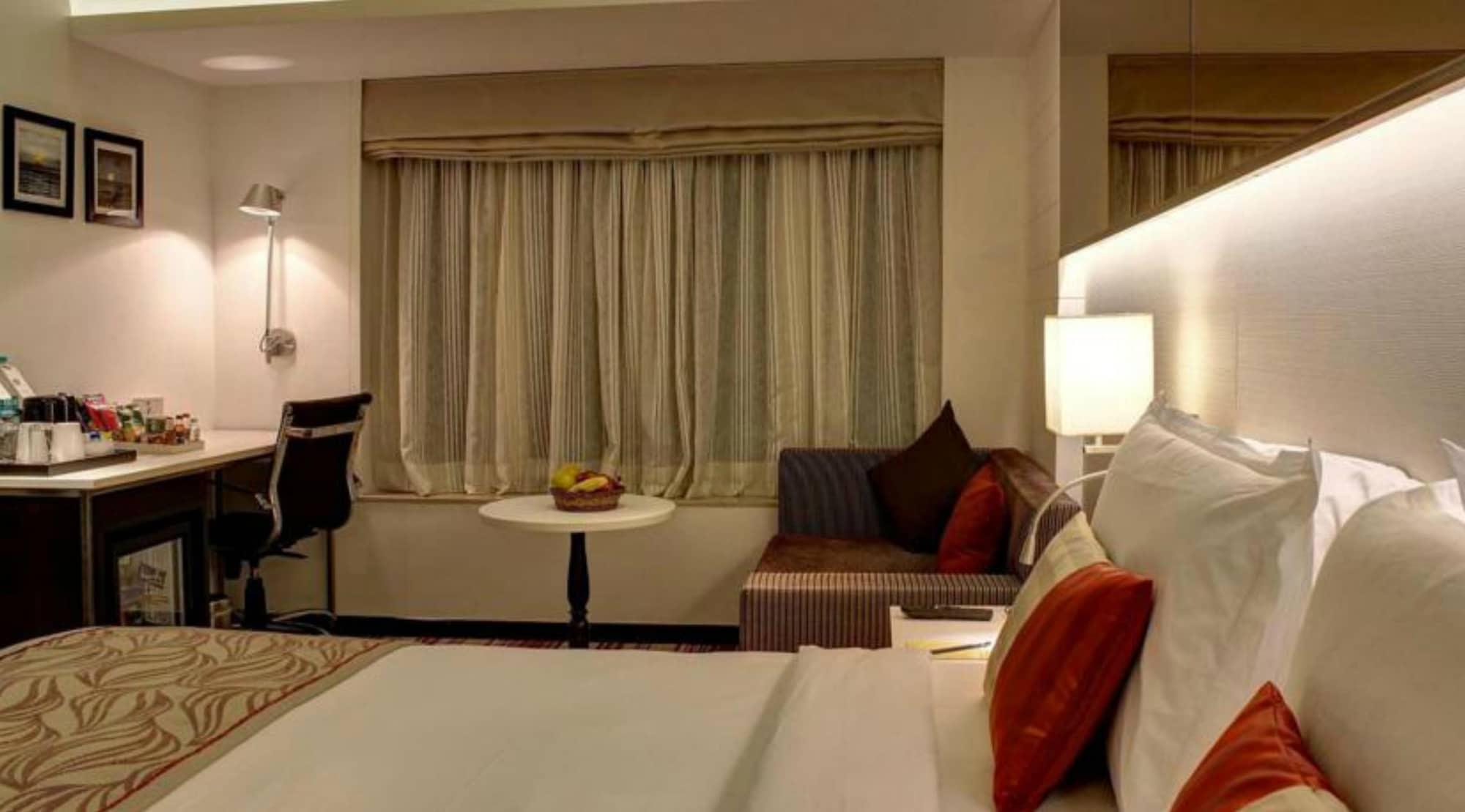 מומביי The Sahil Hotel מראה חיצוני תמונה