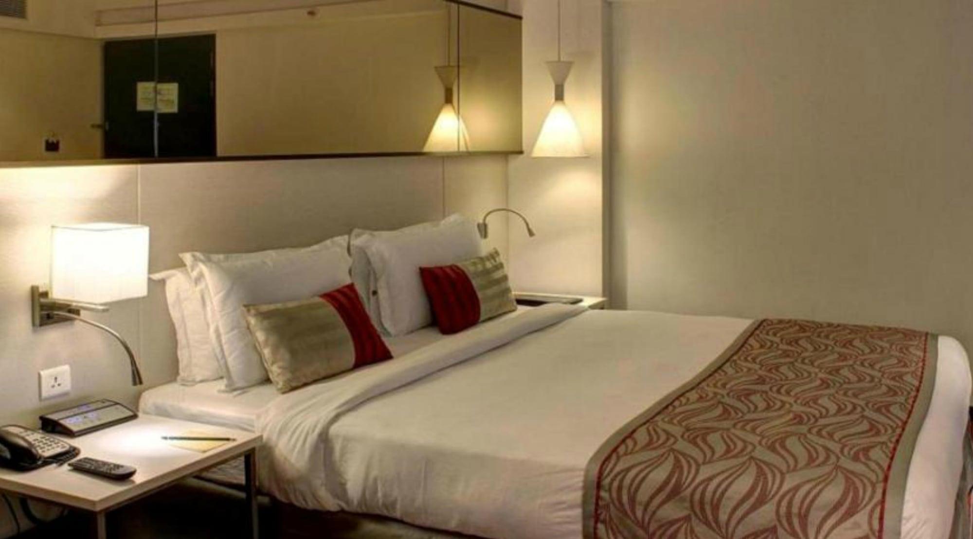 מומביי The Sahil Hotel מראה חיצוני תמונה