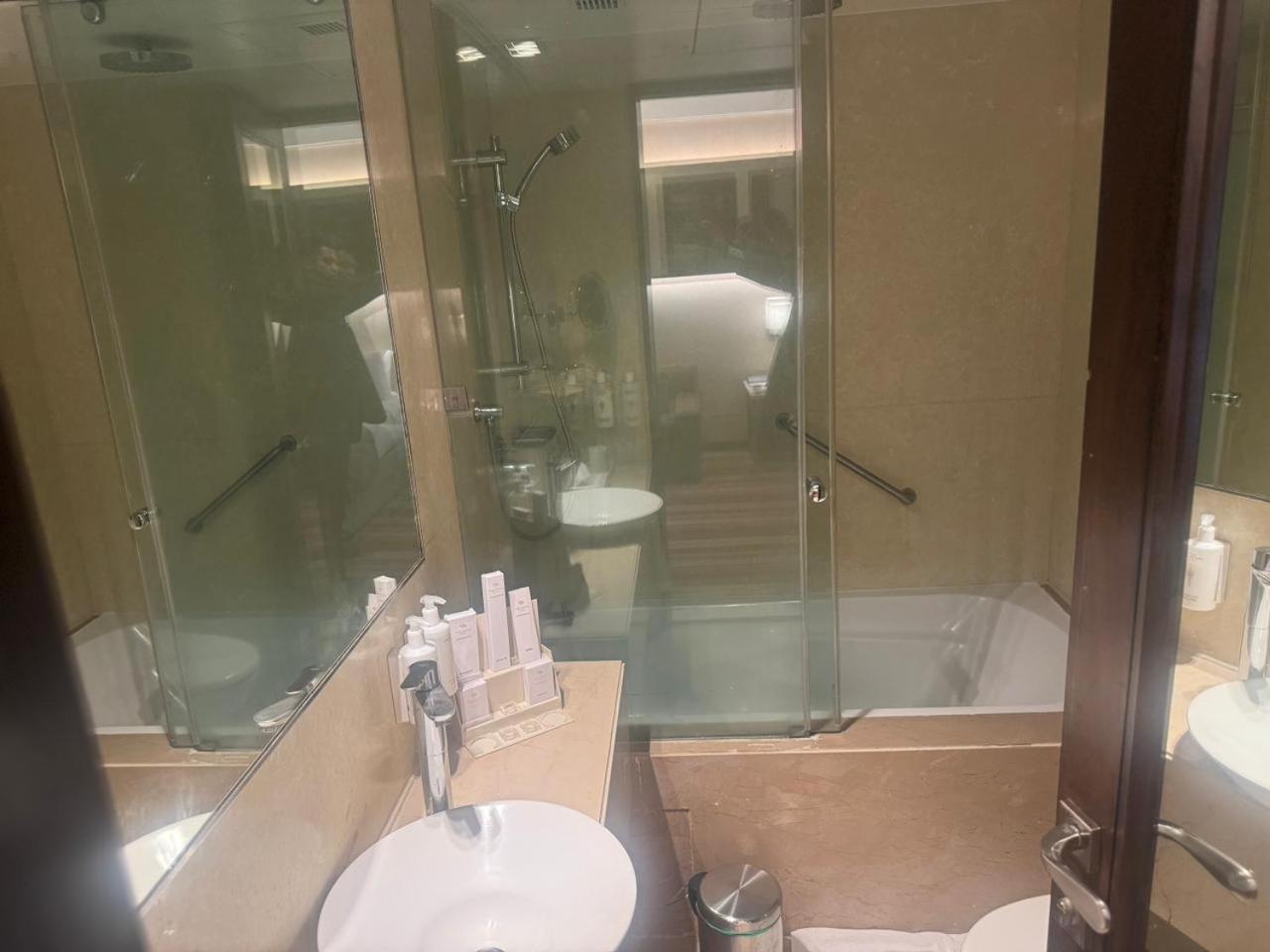 מומביי The Sahil Hotel מראה חיצוני תמונה