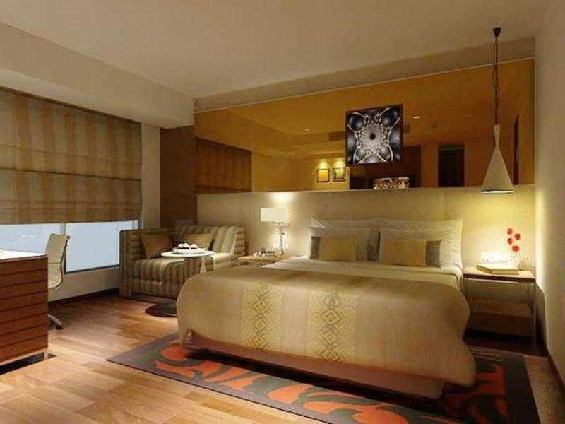 מומביי The Sahil Hotel מראה חיצוני תמונה