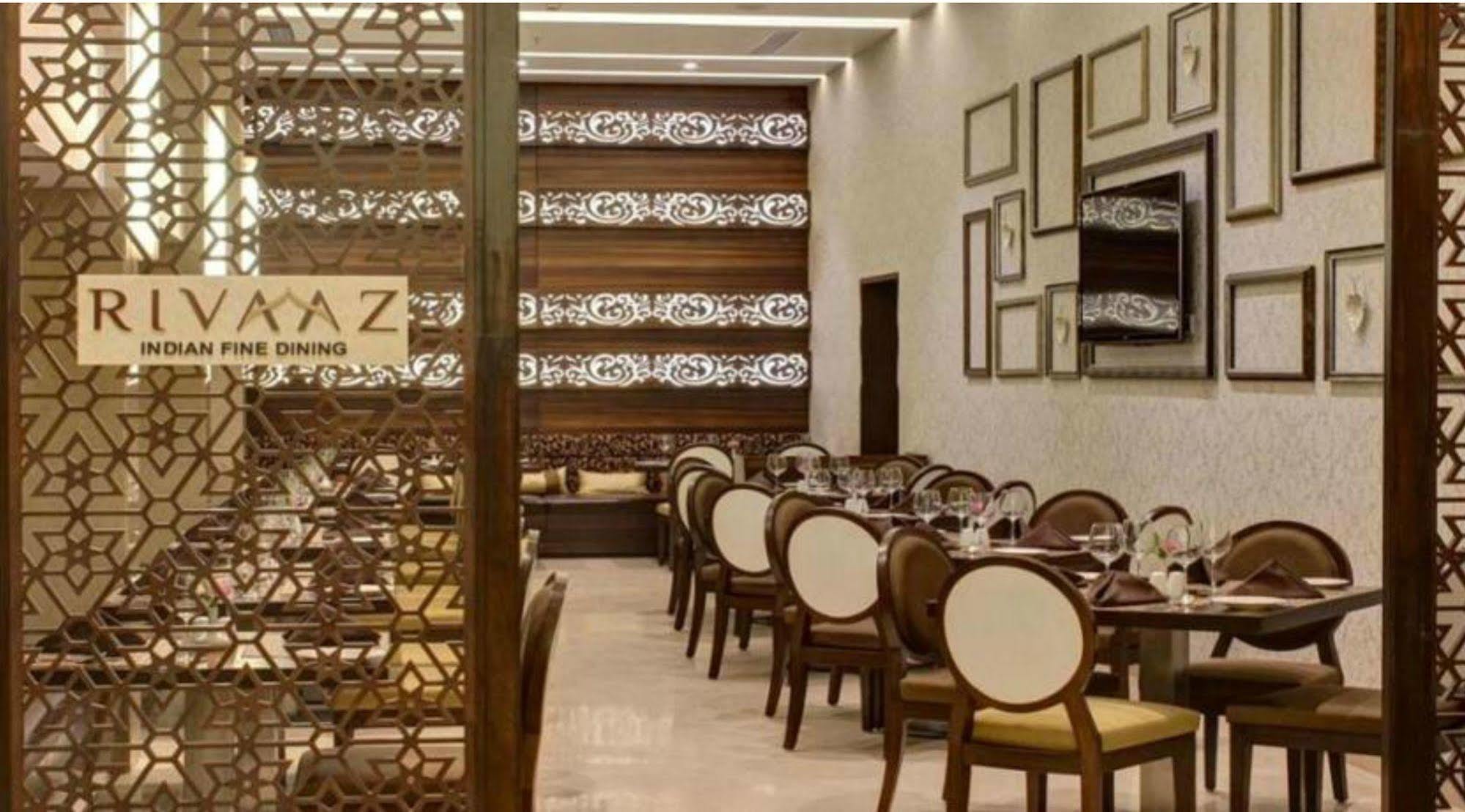 מומביי The Sahil Hotel מראה חיצוני תמונה