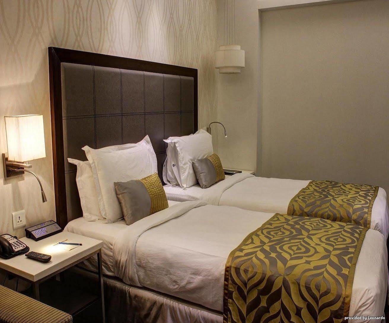 מומביי The Sahil Hotel מראה חיצוני תמונה